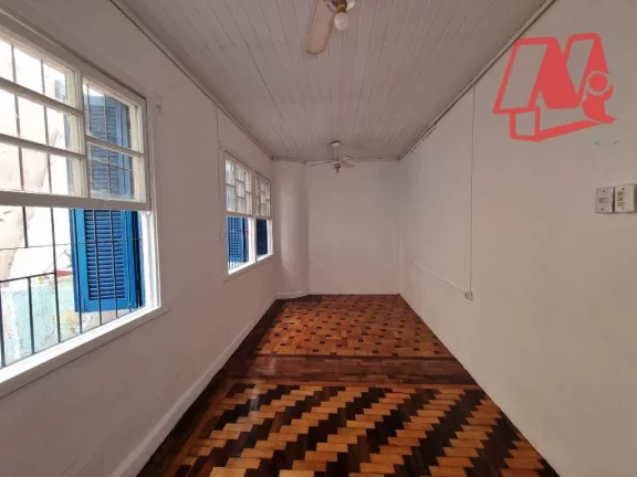 Imagem Casa de 526m² total 261m² útil na Bento próximo ao Posto do INSS