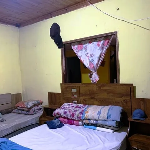 Imagem Casa à venda 3 Quartos, 2 Vagas, 250M², Parque São Domingos, Pindamonhangaba - SP