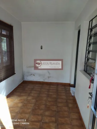 Imagem Exclusivo: Oportunidade Rara a venda no centro da Cidade Dutra. Vendo casa térreo no coração da cidade Dutra, São 320m² de tereno, 170m² de construção, necessita reforma, imóvel para investir, São 4 Dormitórios, 2 salas, 2 banheiros, despensa, quintal amp
