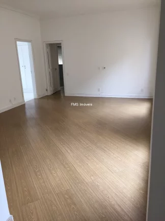 Imagem Apartamento à venda em Cerqueira César, São Paulo-SP: 2 quartos, 3 salas, 2 banheiros, 1 vaga, 135m² de área. Imperdível!
