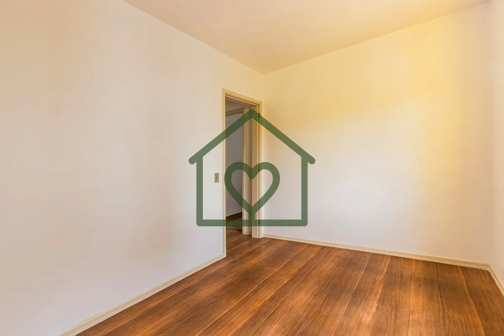 Imagem Descubra este encantador apartamento reformado com ótimo preço, pronto para morar e ideal para inv...