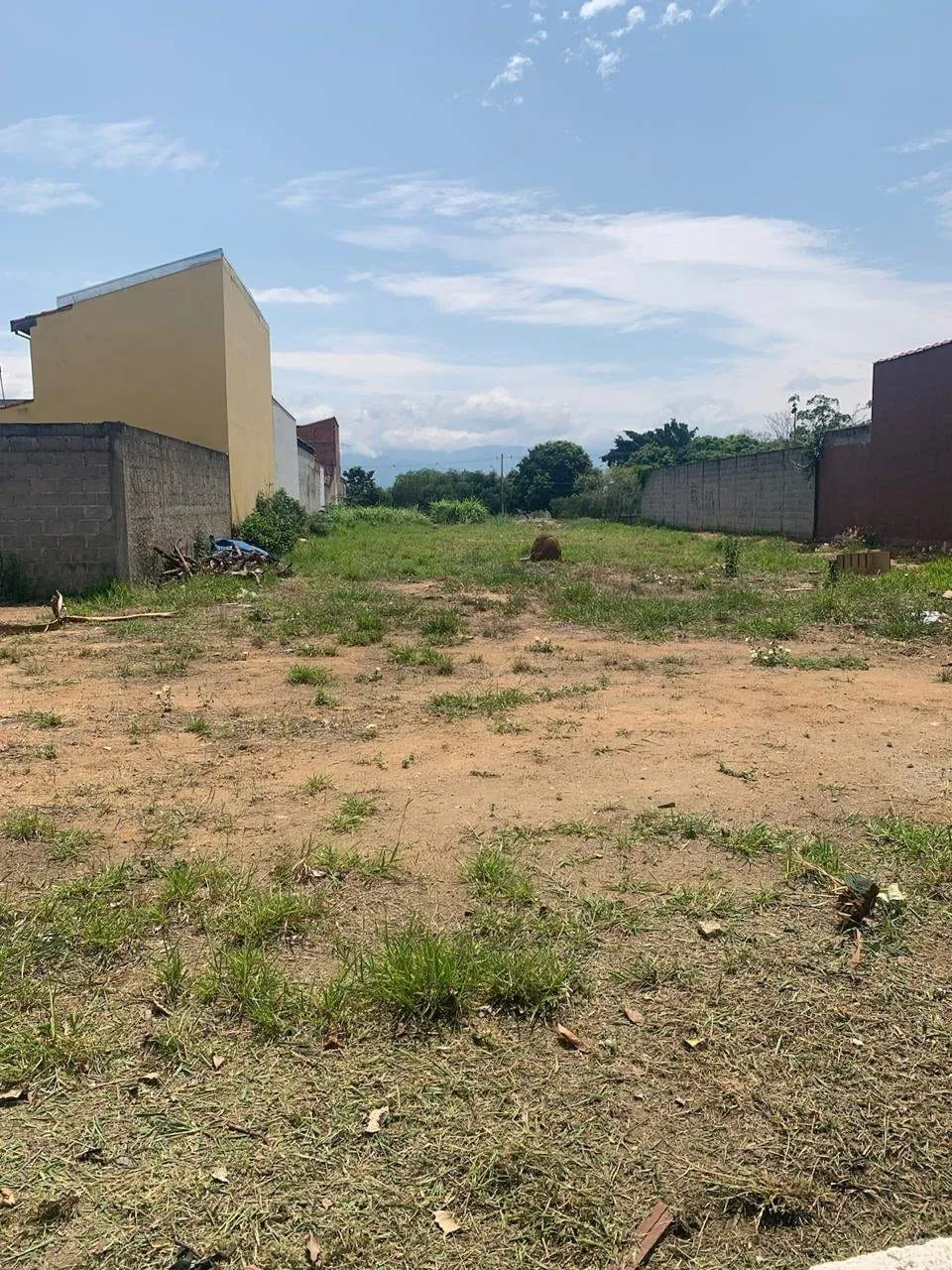 Imagem Terreno à venda, Residencial e Comercial Laerte Asumpção, Pindamonhangaba, SP