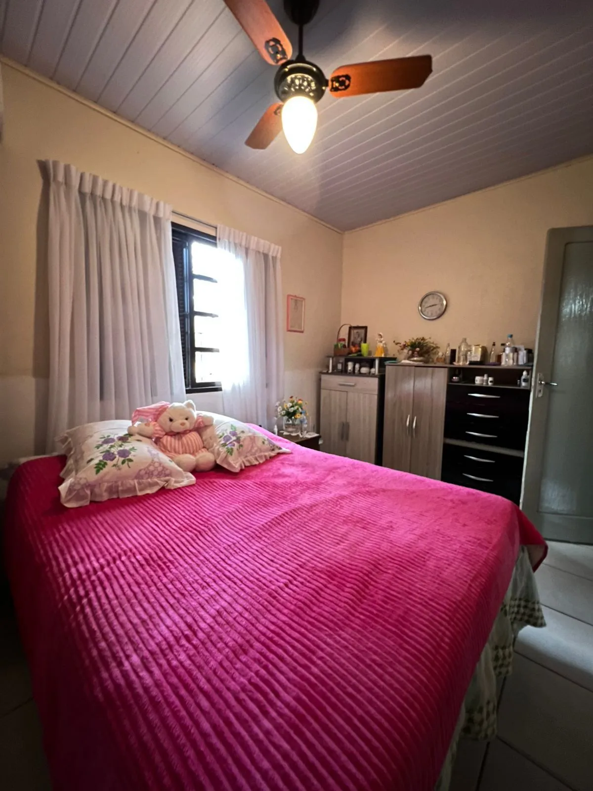 Imagem Casa no bairro Guarujá - Zona Sul de Porto Alegre