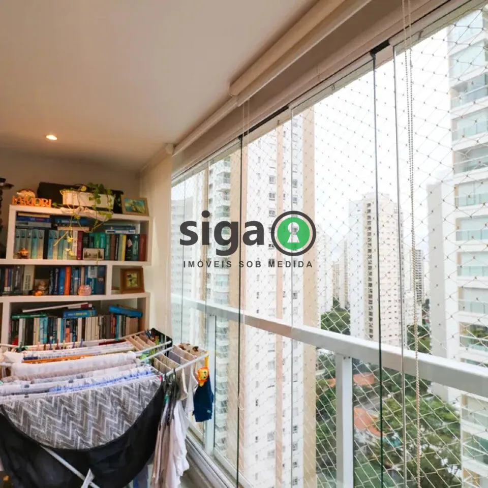 Imagem Apartamento Mobiliado com Suíte e Varanda no Melhor do Campo Belo.