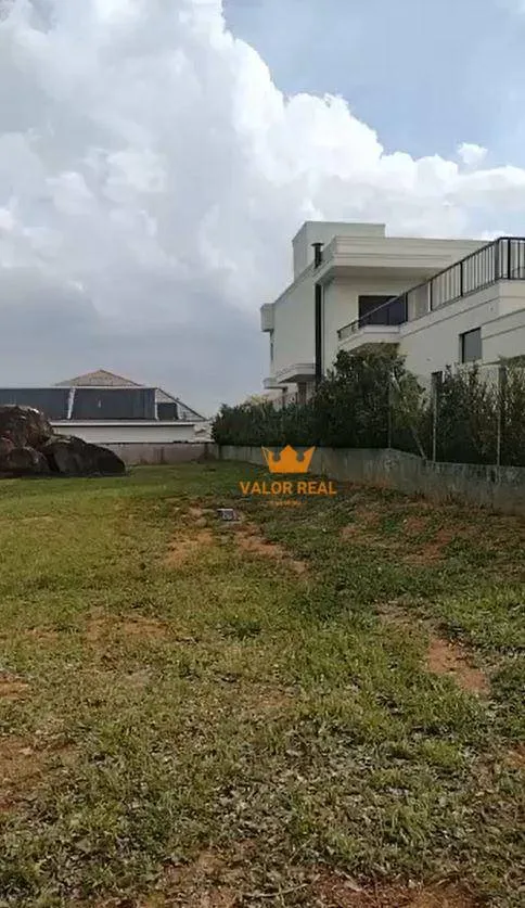 Imagem Terreno Magnífico de alto padrão com 1000 m² R$ 1.280 mil, plano em um dos melhores condomínios de Jundiaí: Villagio Paradiso.