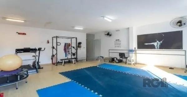 Imagem Casa no bairro Petrópolis de 3 dormitórios e 4 vagas