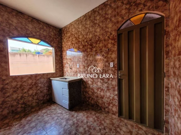 Imagem Casa disponível para locação no bairro Três Poderes - Igarapé/MG