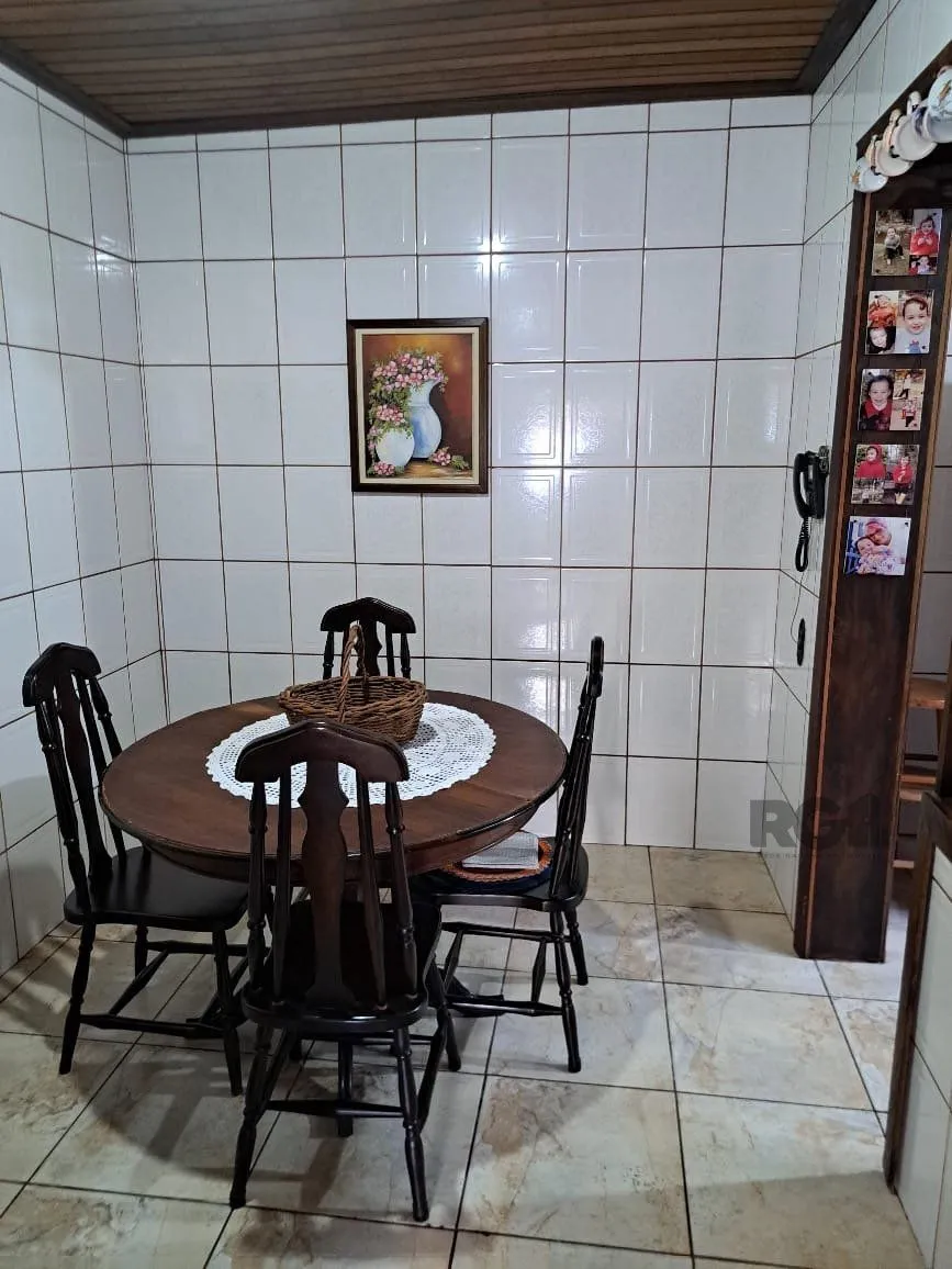 Imagem Casa 3 dormitórios, 1 suíte, vagas de garagem, Bairro Vila Marcia