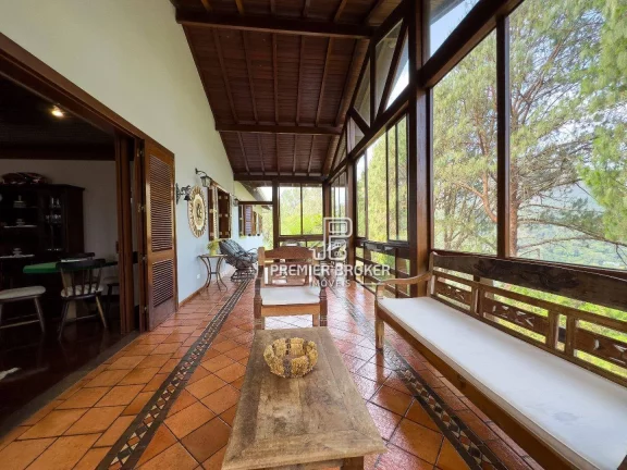 Imagem Casa à venda, 600 m² por R$ 2.900.000,00 - Albuquerque - Teresópolis/RJ