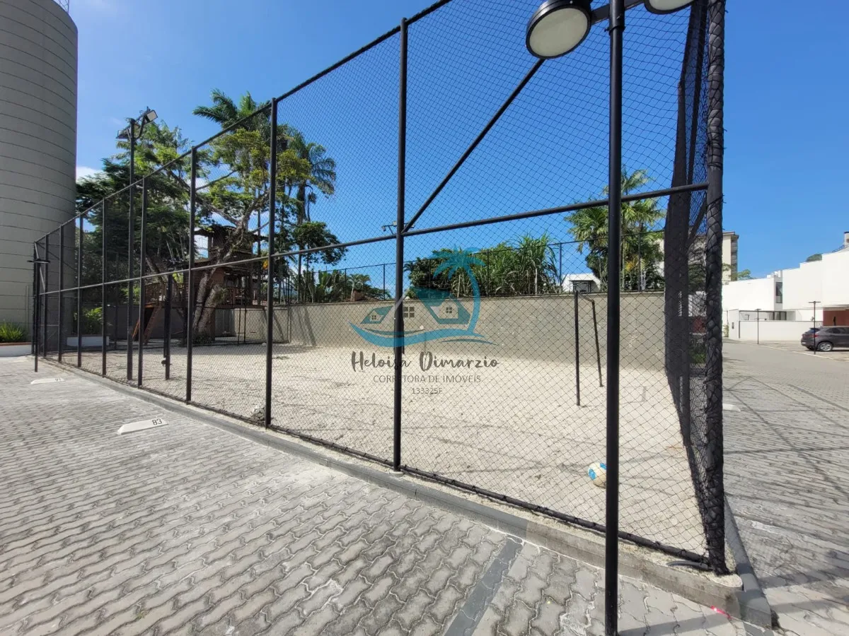 Imagem Casa nova com 2 suítes a venda em condomínio fechado a 500 metros da orla do Itaguá em Ubatuba