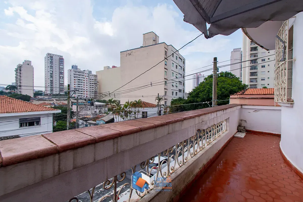 Imagem Sobrado para venda em Aclimação com 3 quartos, 295m²