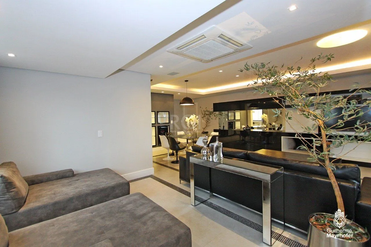 Imagem Cobertura para Venda - 327m², 3 dormitórios, sendo 3 suites, 5 vagas - Petrópolis