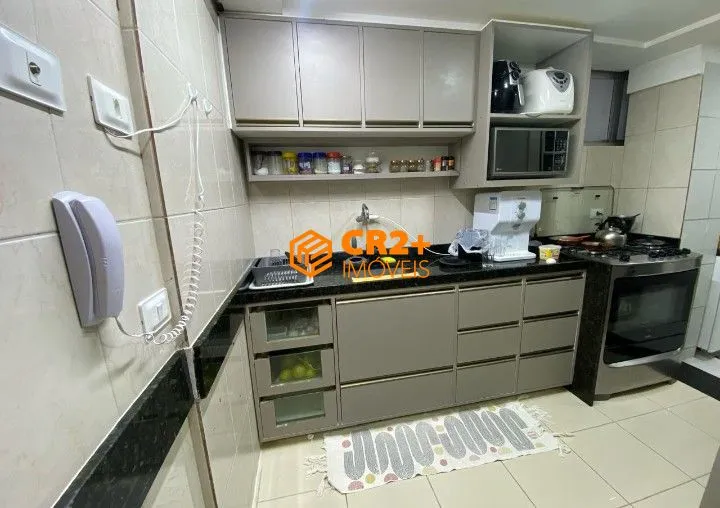 Imagem Vendo Excelente Apartamento em casa amarela 87m2- 3 quartos sendo uma suíte