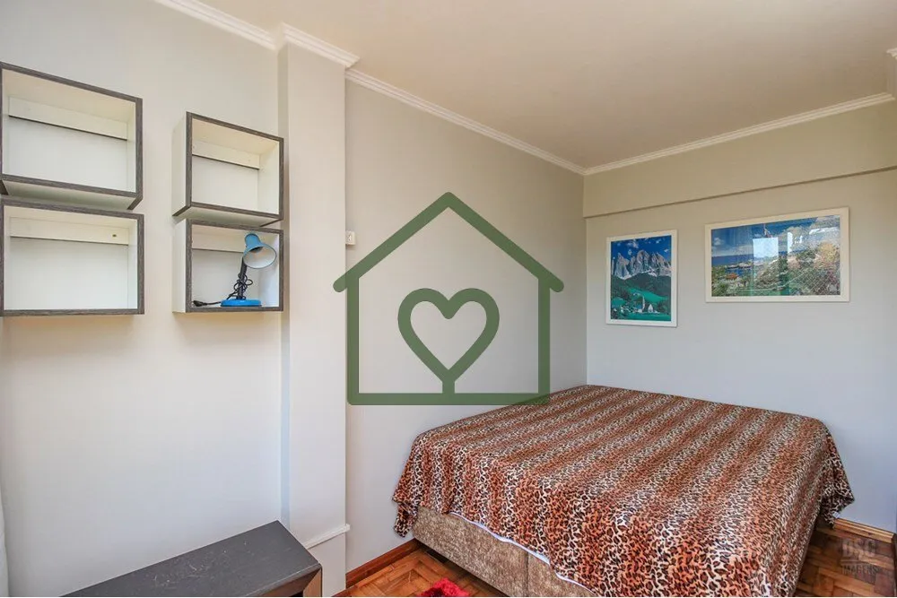Imagem Descubra o charme único deste duplex reformado e em ótimas condições no coração do Centro Hist...