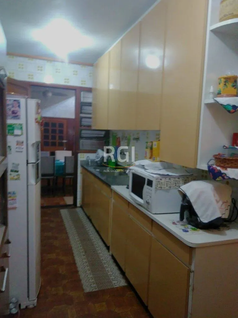 Imagem Casa para Venda - 340m², 4 dormitórios, sendo 2 suites, 3 vagas - Jardim Lindóia