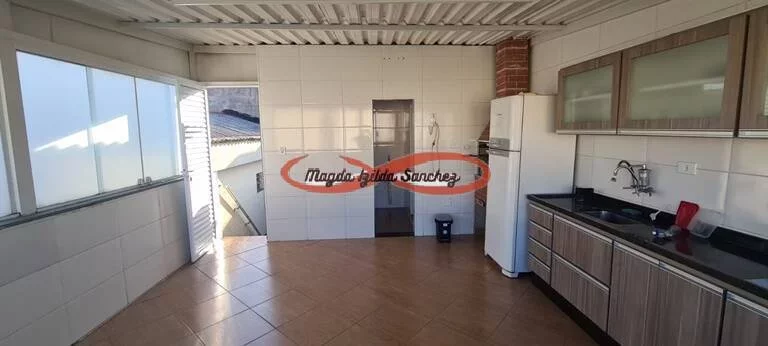 Imagem PRÉDIO COMERCIAL EM ARTUR ALVIM - SÓ A 600 M DO METRÔ.