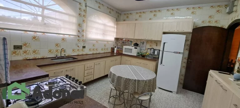 Imagem Casa térrea, na vila progresso, 3 dormi, 1 suíte, sala 2 emb., quintal