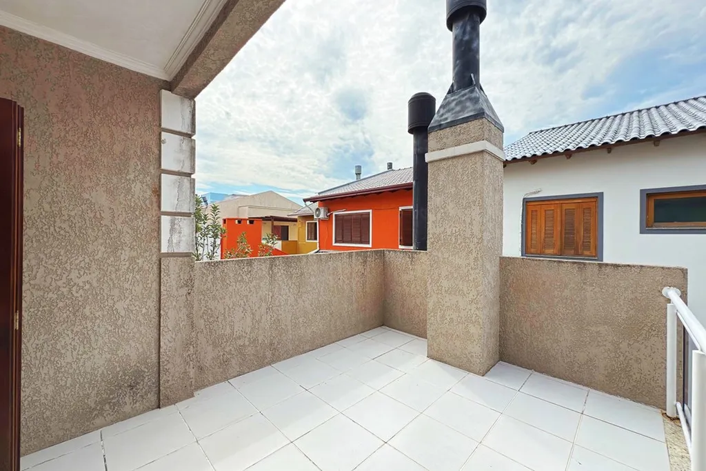 Imagem Casa de Condomínio em Hípica