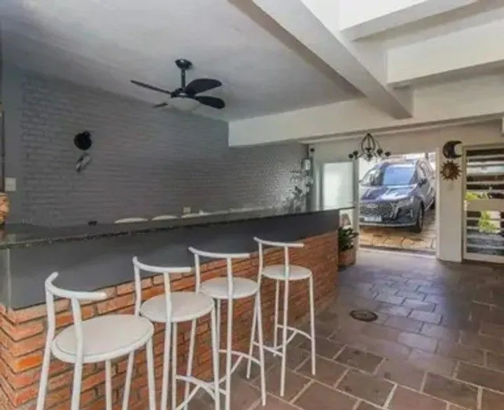 Imagem Casa 3d com suíte, bairro três figueira