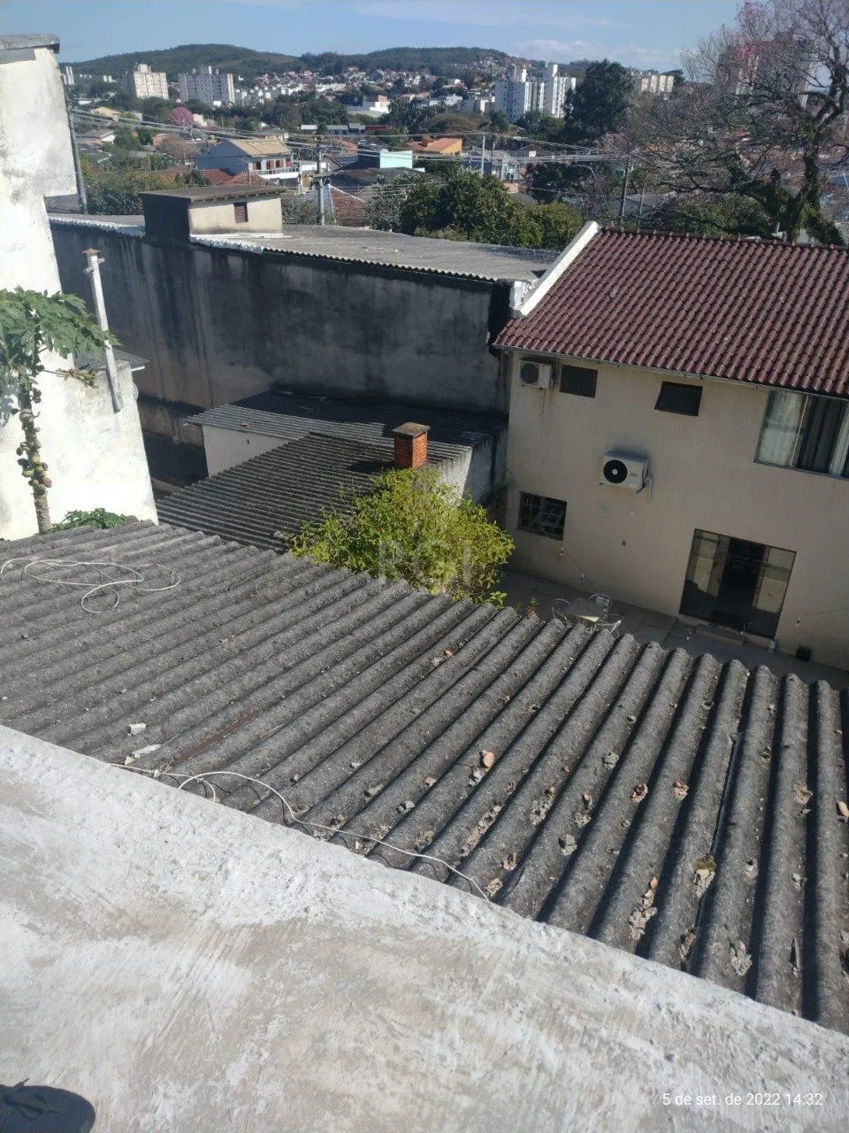 Imagem Casa para Venda - 220m², 2 dormitórios, 1 suite, 2 vagas - Cavalhada, Poa