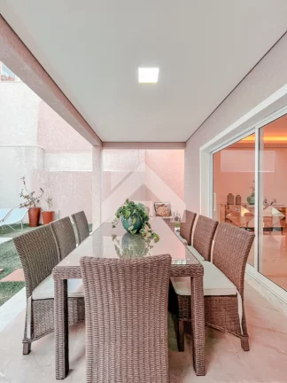 Imagem Casa de Condomínio em Alphaville - Santana de Parnaíba, SP