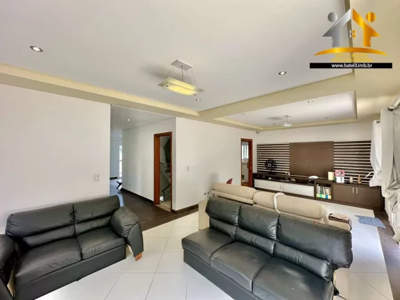 Imagem Casa à venda no condomínio Golf Village na Granja Viana - Batelli Imóveis