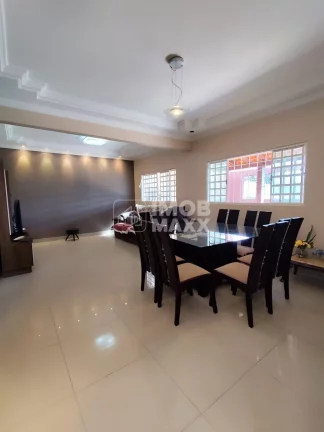 Imagem Casa de condomínio em Sobradinho, Brasília: 257m², 4 suítes, 4 quartos, à venda por R$880.000. Oportunidade!