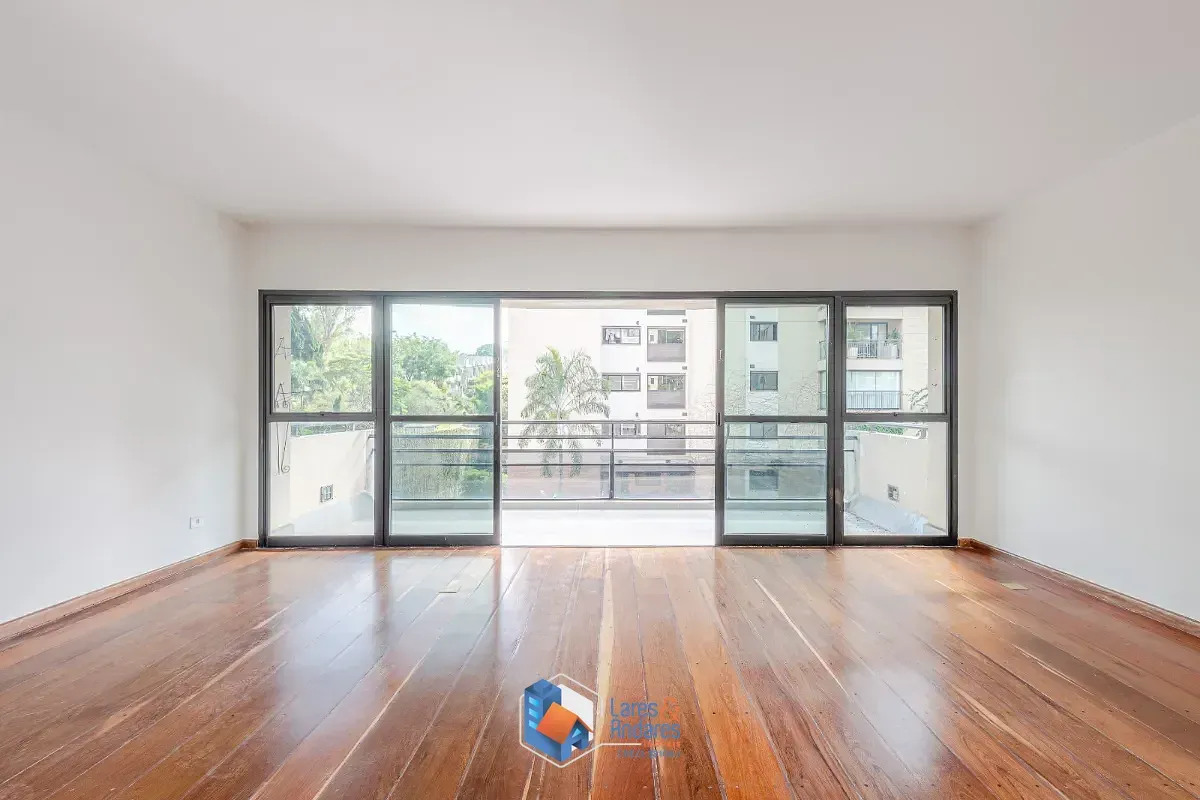 Foto do imóvel Apartamento para venda em Real Parque com 3 quartos, sendo 3 suítes, 240m² em Avenida São Paulo Antigo