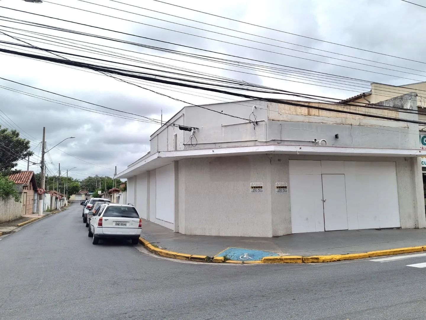 Imagem Excelente Oportunidade: Ponto Comercial de Esquina em Moreira César com 300m² e Alta Visibilidade para Novos Negócios