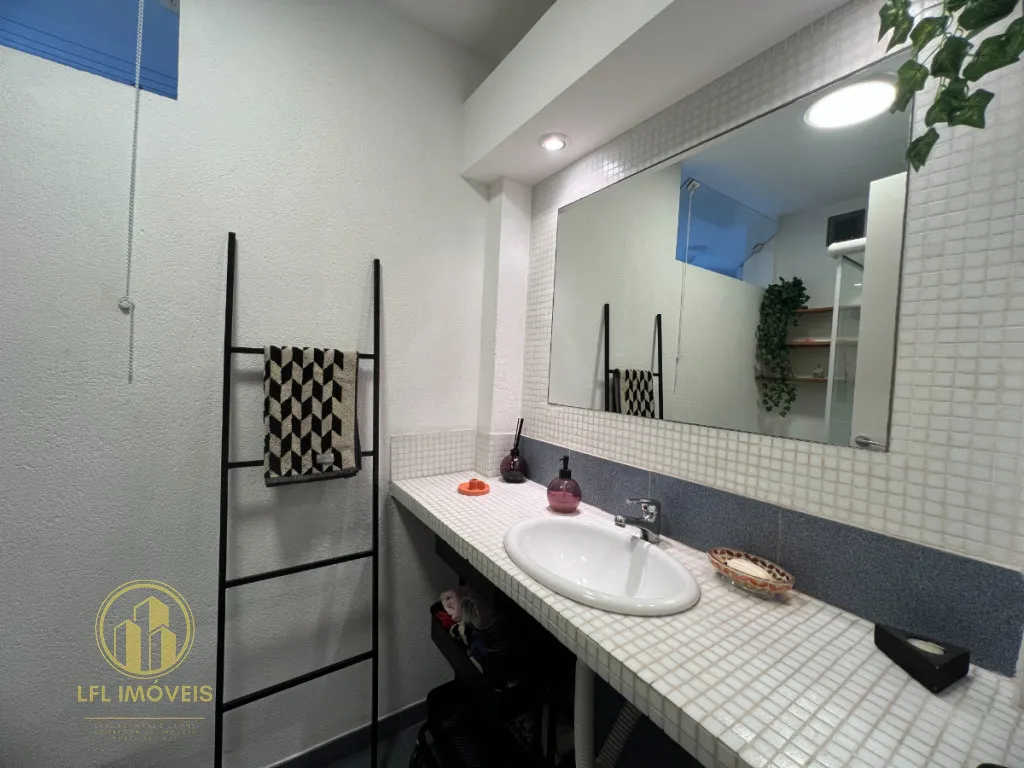 Imagem Apartamento à venda, com 2 dormitórios e 1 vaga. Vila Pompéia