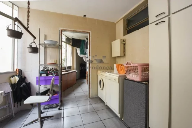 Imagem Apartamento à venda em Higienópolis com 3 quartos sendo 1 suite e 1 vaga, 169 m²