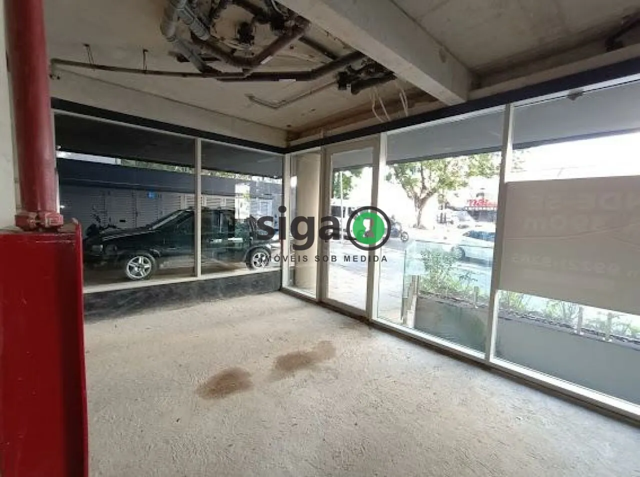 Imagem Loja para locação com 389m², 2 banheiros, fachada Ativa, em Pinheiros, no contrapiso