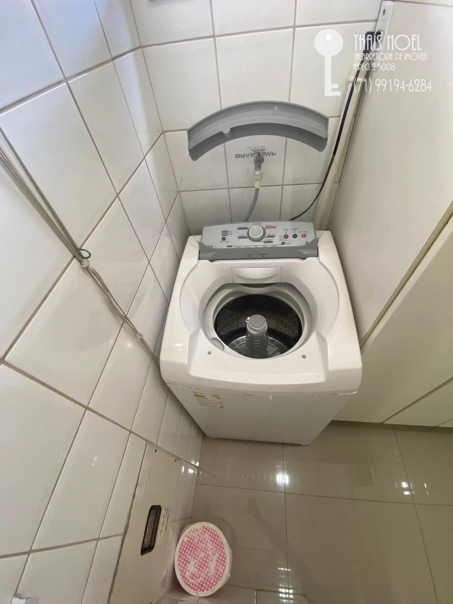 Imagem APARTAMENTO QUARTO E SALA MOBILIADO NA BARRA AO LADO DO CIRCUITO DE CARNAVAL (ACOMODA ATÉ 4 PESSOAS)