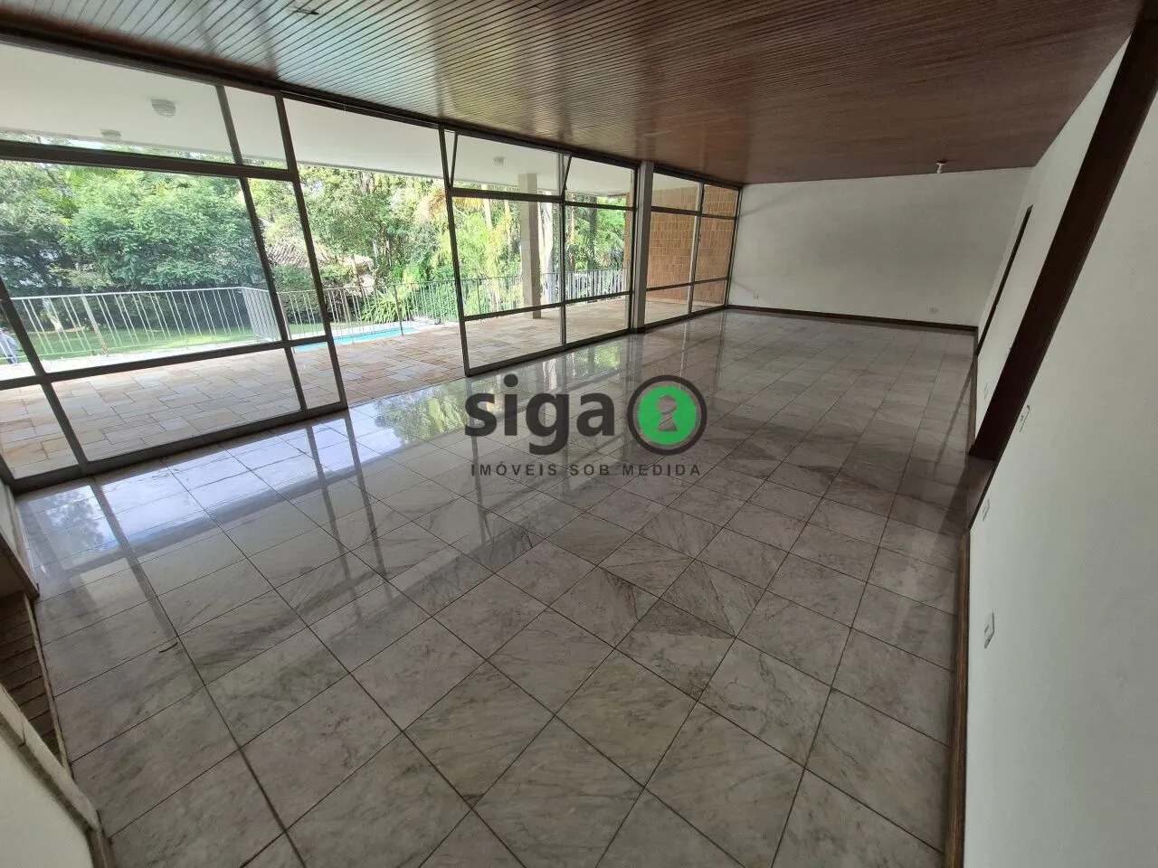 Imagem Casa a Venda no Retiro Morumbi com 4 quartos