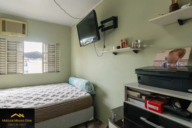 Imagem Casa Sobrado na Vila Dalva com 4 Dormitórios e 2 Vagas de Garagem, Oportunidade