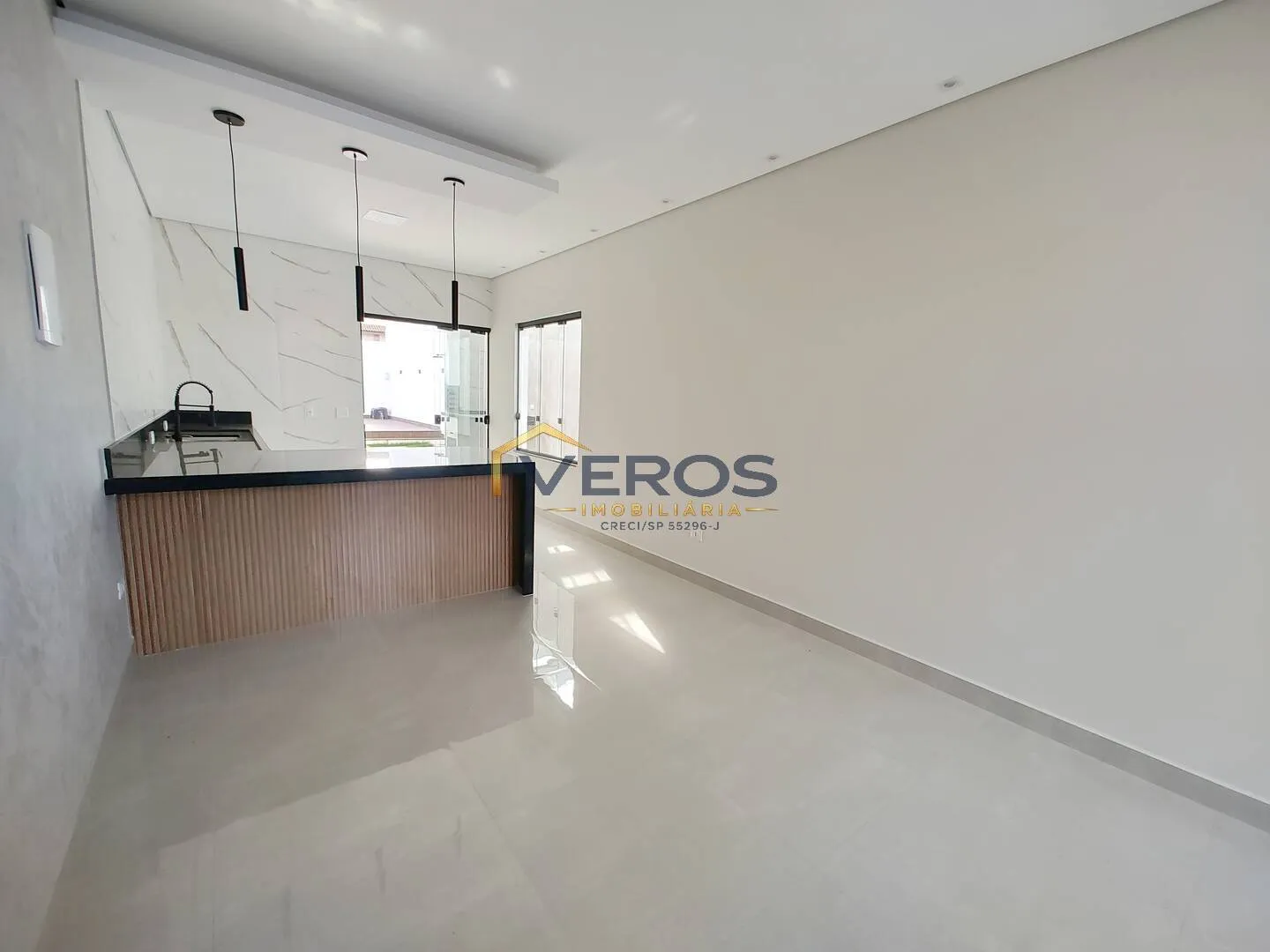 Imagem Casa nova a venda com piscina e 3 quartos no Porto Novo em Caragua