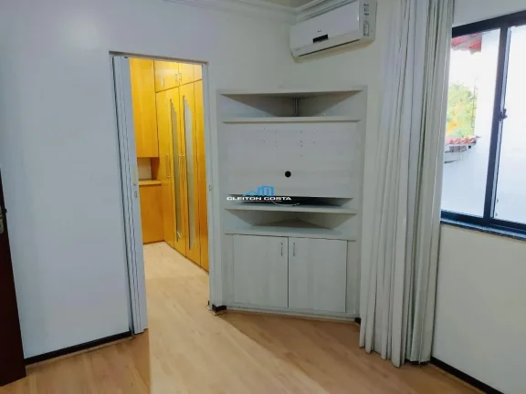 Imagem Casa Duplex para Locação em Feira de Santana, Santa Mônica, 4 dormitórios, 3 suítes, 2 banheiros, 4 vagas