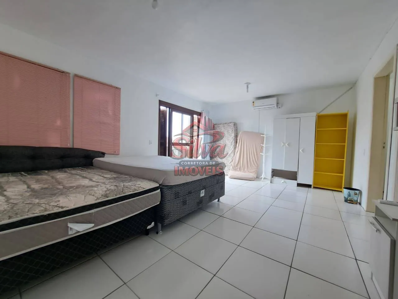 Imagem 1158 |Casa 4 dormitórios com suíte a 260m do mar