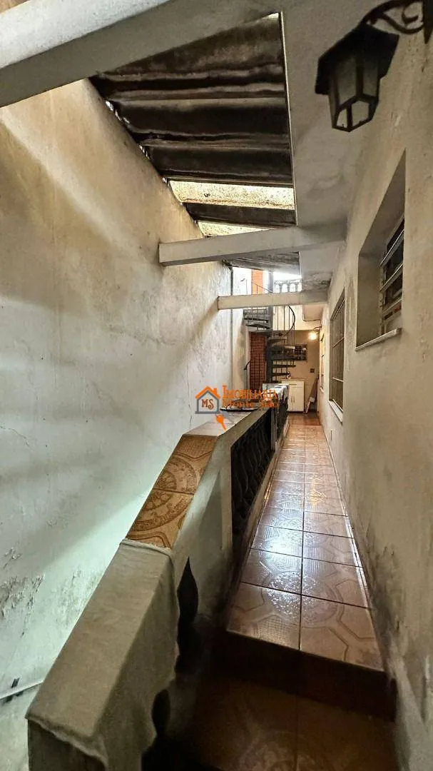 Imagem Casa à Venda com 3 Quartos, Suíte com Closet e Área Gourmet Completa