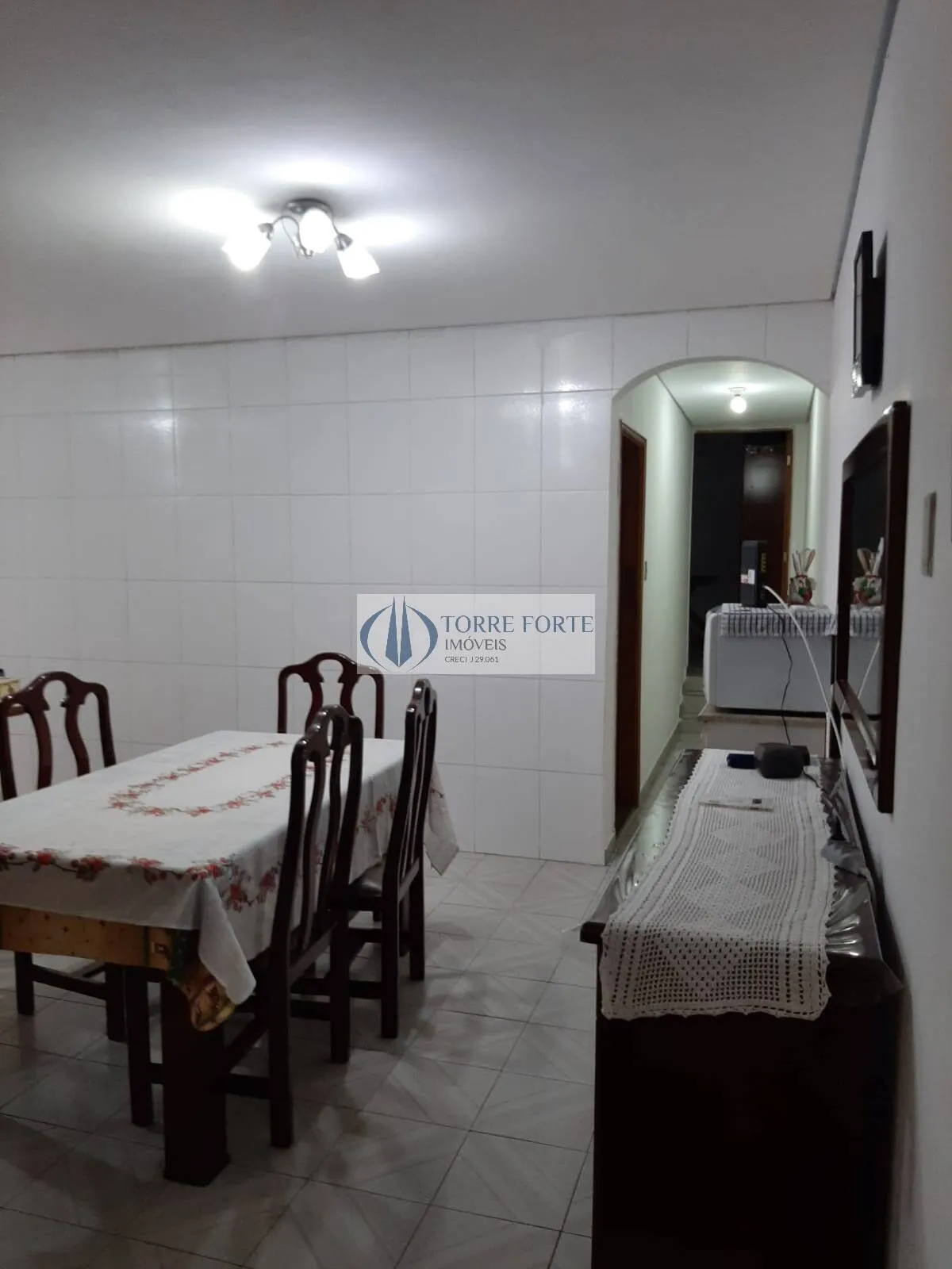 Imagem Casa com 4 dormitórios 3 vagas na Vila California