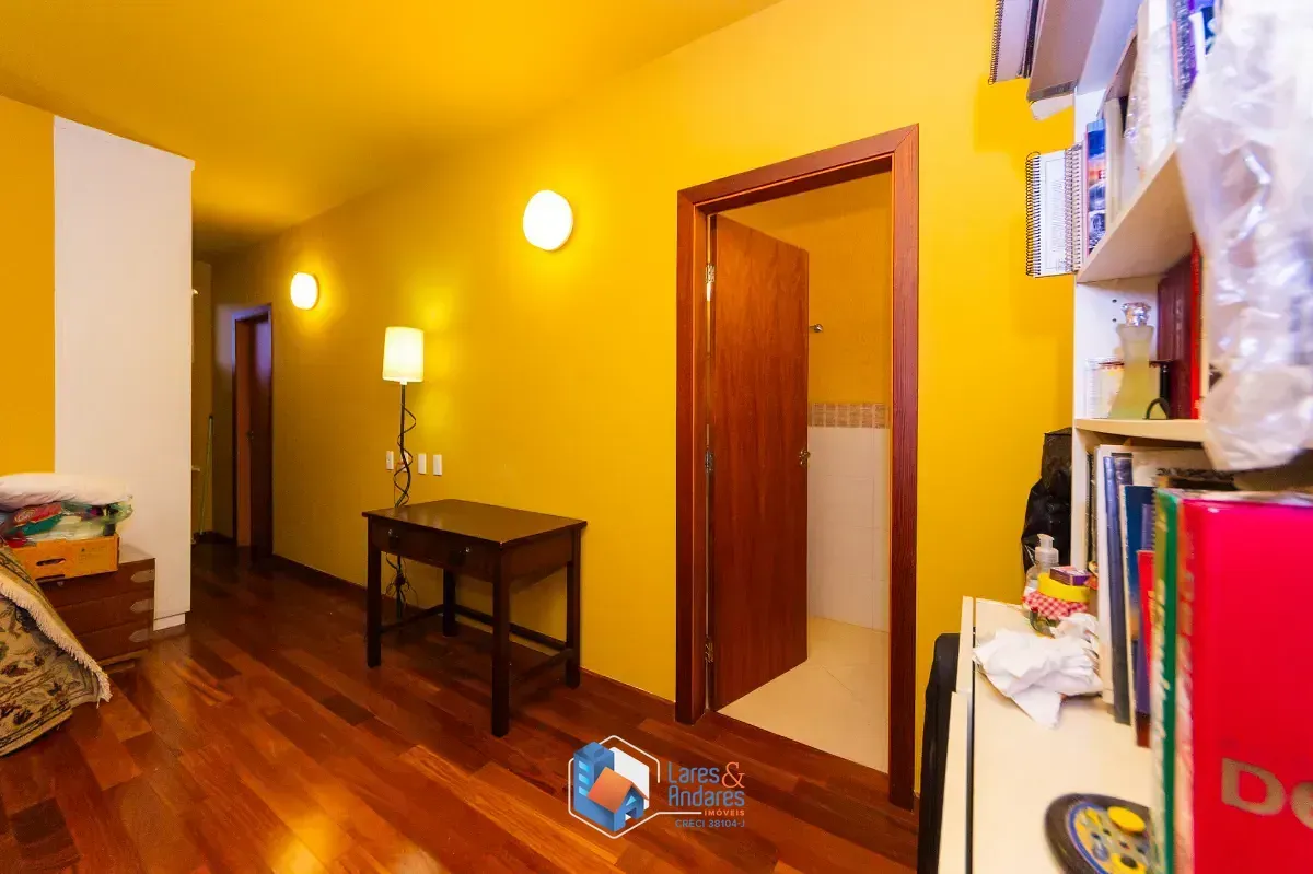 Imagem Casa para venda em Vila Cordeiro com 3 quartos, sendo 3 suítes, 255m²