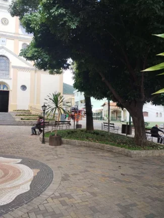 Imagem Casa com 2 dormitórios à venda, 100 m² por R$ 900.000,00 - Centro - Extrema/MG