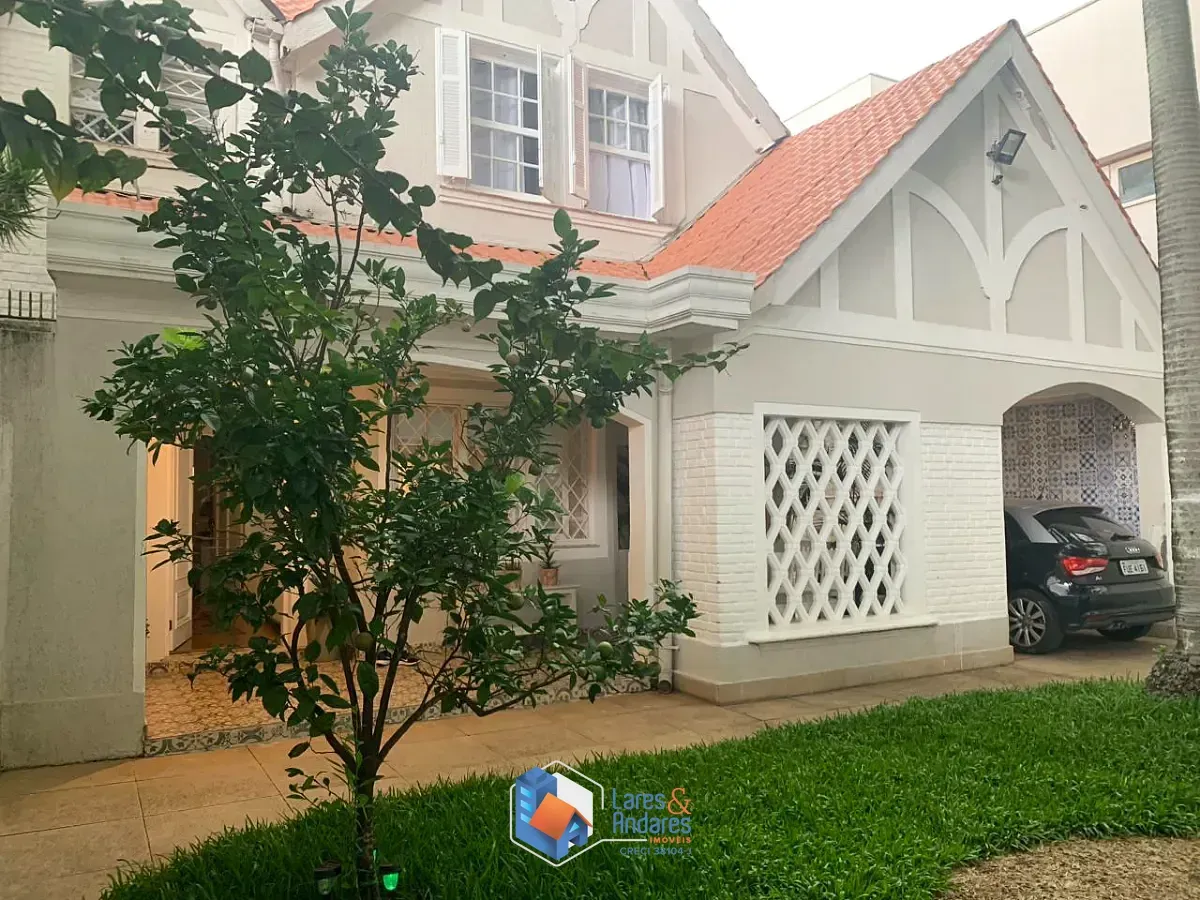 Foto do imóvel Casa para venda em Jardim Paulista com 5 quartos, sendo 2 suítes, 380m² em Rua Colatino Marques