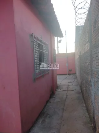 Imagem Casa à venda no bairro Antonia Candida I, em Uberaba - Excelente localização!