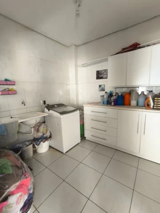 Imagem Casa 3/4 C Suite Mais Escritorio Com Area Gourmet Em Condominio Fechado