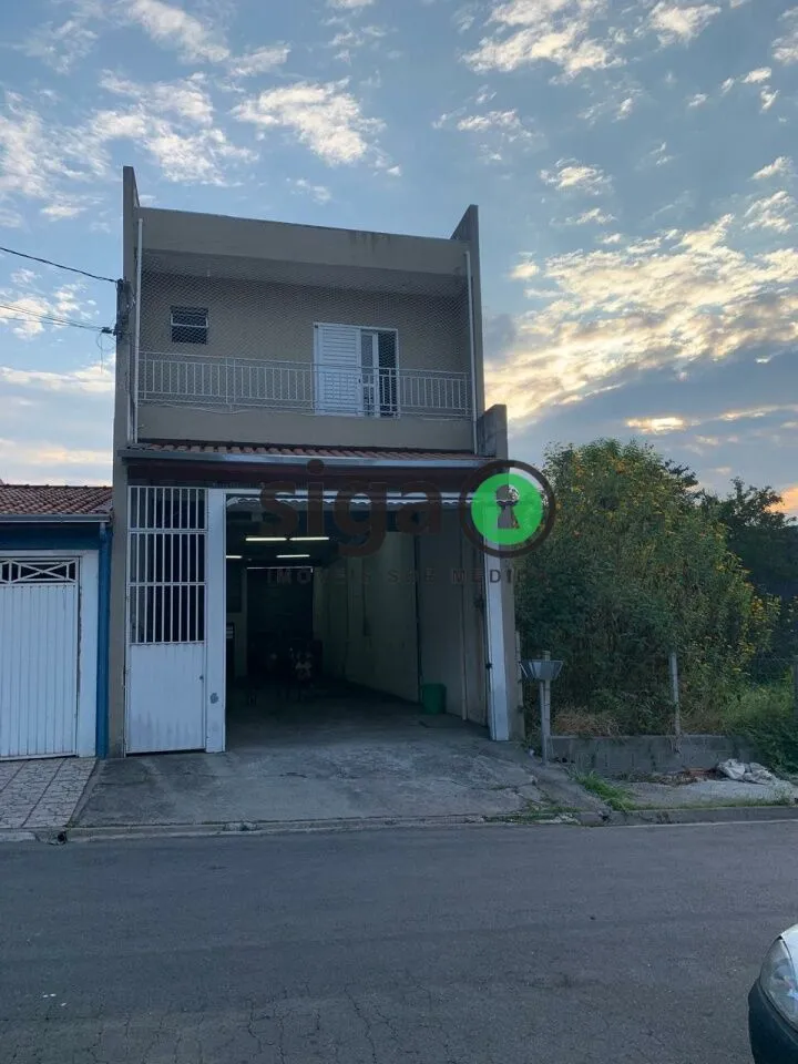 Foto do imóvel Linda Casa á venda em Laranjeiras - Casa grande, 4 cagas de garagem e 2 quartos