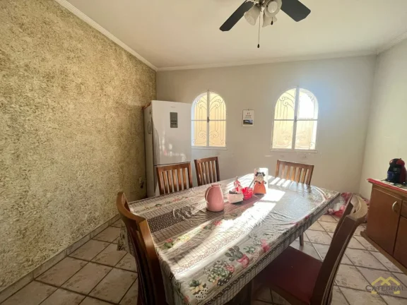 Imagem Locação de casa comercial ou residencial com 3 quartos (1 Suíte) 2 vagas e piscina - Vila Arens - Jundiaí/SP