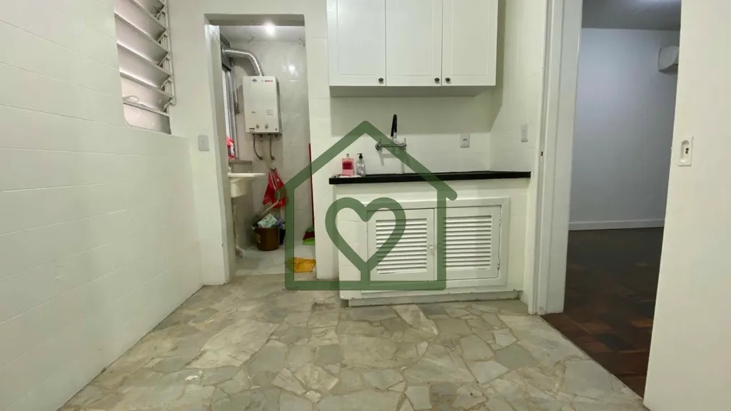 Imagem Apartamento de 2 dormitórios no Centro Histórico! Excelente apartamento, em prédio tradicional, a...