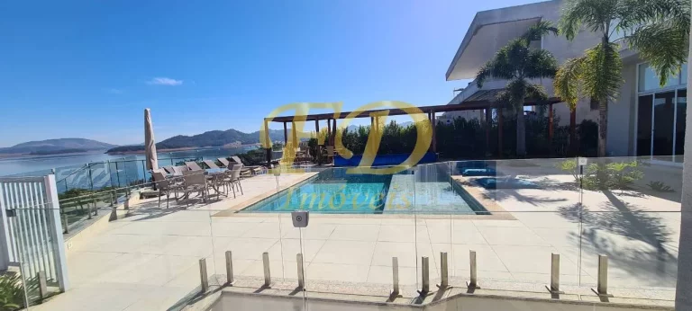 Imagem Chácara de Alto Padrão na Represa / Condomínio Fechado