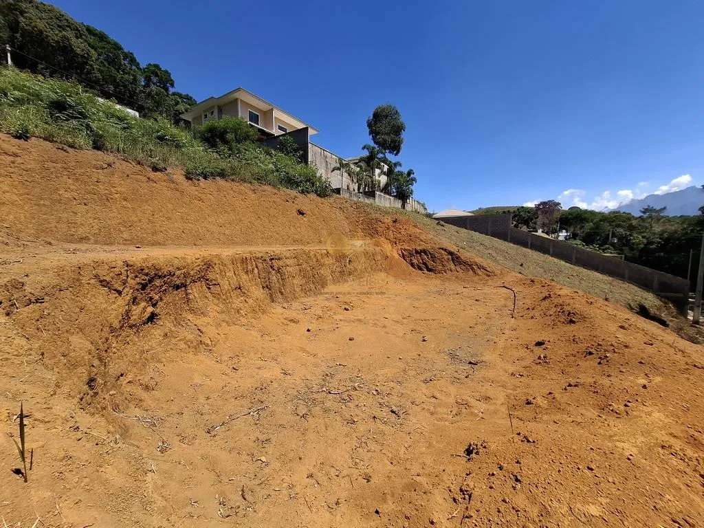 Imagem Terreno em Condomínio para Venda em Teresópolis / RJ no bairro Prata